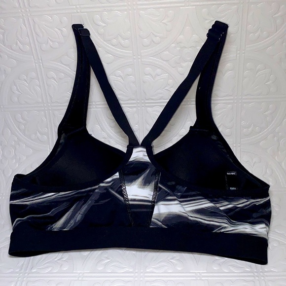 Victoria’s Secret Knockout Bra - Picture 2 of 8